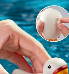 Cute Duck Swimming Wind-up Clockwork Toys